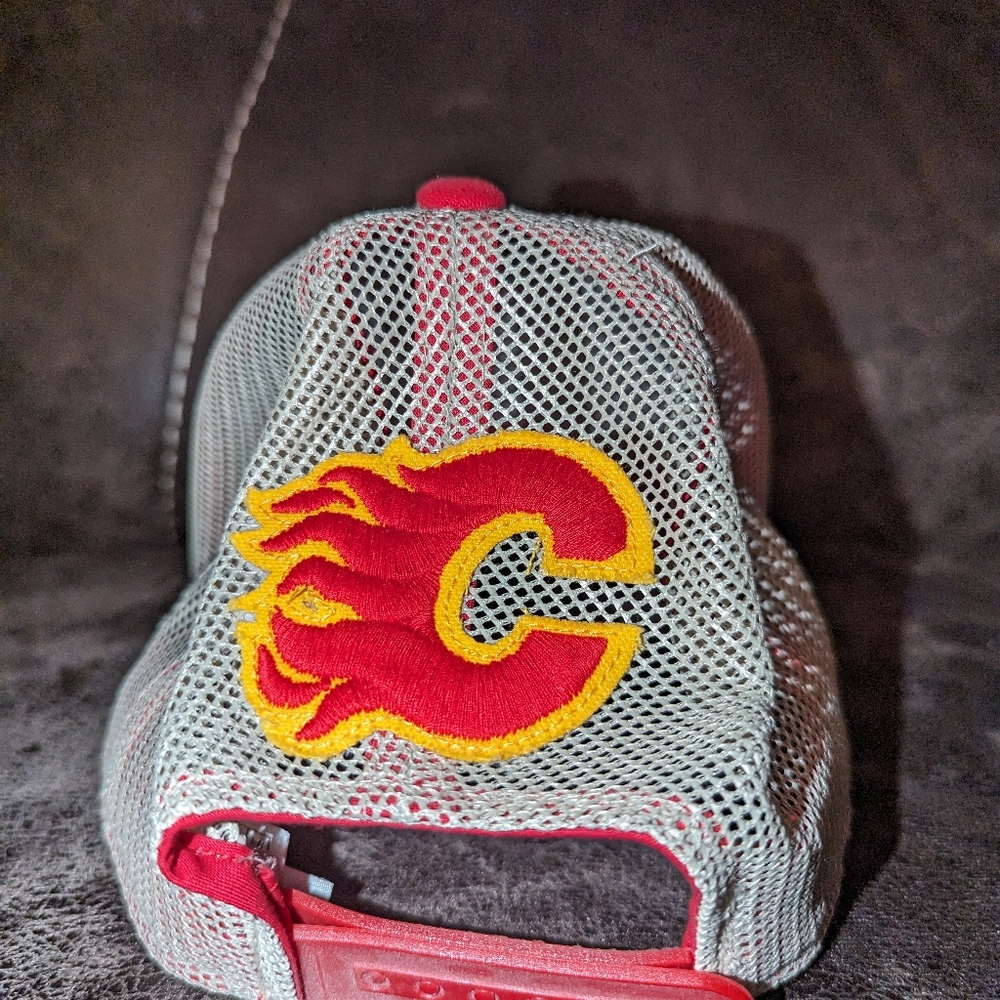 Hat - Picture 3 of 6